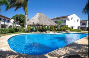 Fabulous 2-Story Condo with Big Pool - Short Drive to Beaches